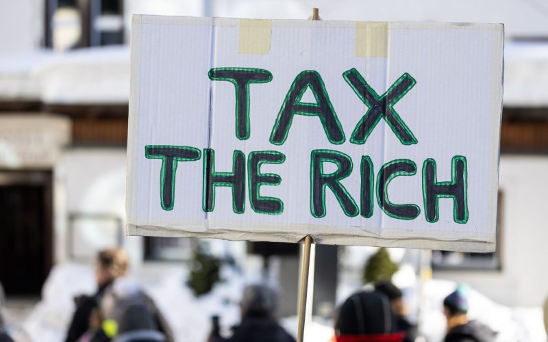 Oxfam fordert höhere Steuern für die Reichsten. (Archivbild)