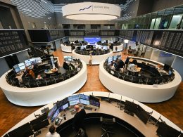 Handelsraum der Frankfurter Börse: Die Dividenden für Aktionäre dürften dieses Jahr steigen (Archivbild)